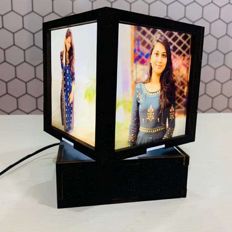 Personalized Auto Rotating Speaker Lamp